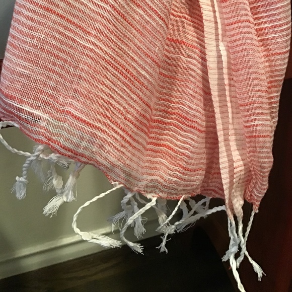 Santa Fe Red & White Linen Scarf/Wrap70” x 42” - Picture 2 of 7